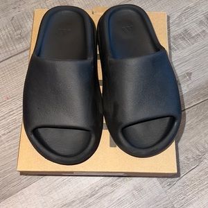 Yeezy Slides Onyx